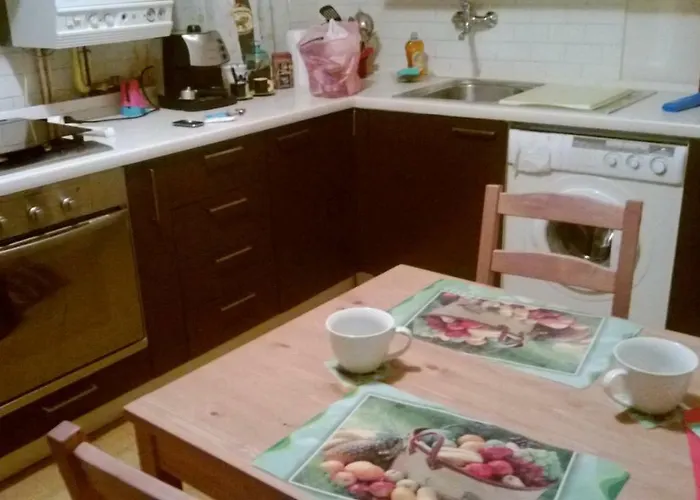 Stephanie Feriehus *